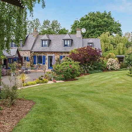 Cozy In Trezelan-begard With Kitchen Holiday home Trezelan